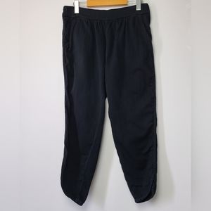 RVCA women's black elastic waist ankle cropped neutral pants w/ pockets, sz M